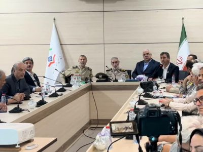 آئین تجلیل از سربازان سرافراز وطن و آغاز فعالیت کمیته های ایثارگران و اصناف خانه سرباز صلح ایران