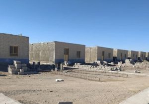 ۷۷واحد ویلایی طرح نهضت ملی مسکن گرامیداشت هفته دولت تحویل متقاضیان مهرستانی شد