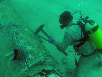 تعمیرات پیشگیرانه در اعماق خلیج فارس؛ جلوگیری از وقوع آلودگی نفتی