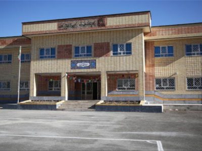 ساخت ۵۰۰ مدرسه با مشارکت خیرین