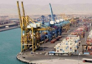 ازسرگیری عملیات تخلیه و بارگیری در بندر شهید رجایی