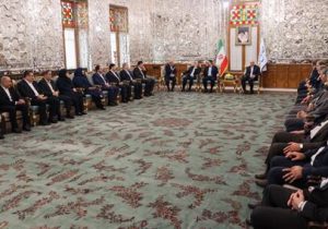 حل مشکلات مردم نیازمند هماهنگی قوا و اجرای برنامه توسعه هفتم است