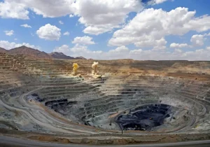 بیش از ۵۰ درصد معادن کشور تعطیلاند