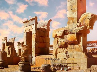 مرثیه ای برای میراث بی حریم فارس