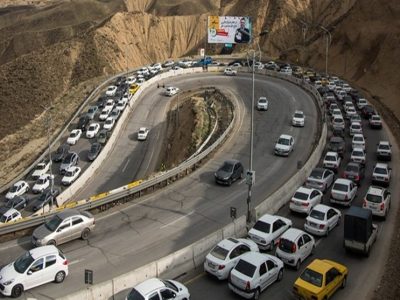 ترافیک سنگین در چالوس و هراز/گردوخاک در جادههای ۳ استان