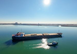 در تعطیلات نوروزی، جریان ترانزیت کالا در منطقه آزاد انزلی فعال بود: حملونقل ۵۹ هزار تن کالا توسط ۱۷ فروند کشتی