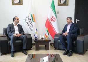 مدیرعامل شرکت توزیع برق گیلان با مدیرعامل سازمان منطقه آزاد انزلی دیدار کرد تاکید بر افزایش خدمات دهی در حوزه انرژی به واحدهای صنعتی منطقه