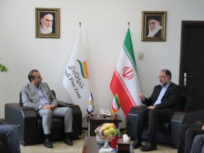 توسعه اقتصاد دریا محور با تقویت همکاریهای بخش دولتی و خصوصی؛ دیدار مدیرعامل شرکت کشتیرانی دریای خزر با مدیرعامل سازمان منطقه آزاد انزلی