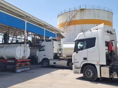 حرکت در مسیر پشتیبانی از بازار داخلی؛ ترخیص محموله روغن خام خوراکی از بندر کاسپین منطقه آزاد انزلی