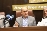 استاندار گیلان در مراسم رونمایی از خودروهای پلاک موقت منطقه آزاد انزلی: افزایش تردد خودرو پلاک منطقه باعث کاهش مصرف سوخت، آلودگی هوا، و افزایش ایمنی جادههای استان میشود