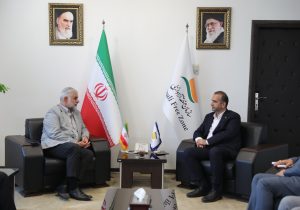 دیدار رئیس اتاق بازرگانی گیلان با مدیرعامل سازمان منطقه آزاد انزلی برگزاری نمایشگاه بینالمللی فرصتهای سرمایهگذاری و توانمندیهای صادراتی استان گیلان در دستور کار قرار گرفت