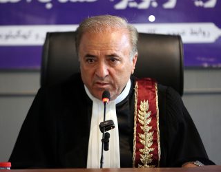 استقلال حرفهای و پرهیز از وابستگی، جوهره کار وکلا و خبرنگاران است