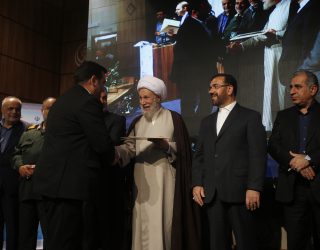 تجلیل از برترینهای دستگاههای اجرایی استان فارس